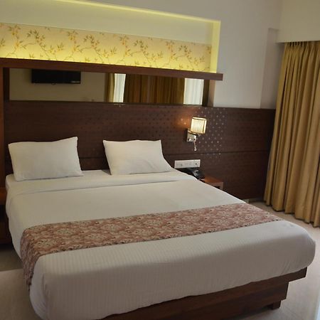 Srikrishna Paradise Hotel Thane Navi Mumbai 外观 照片