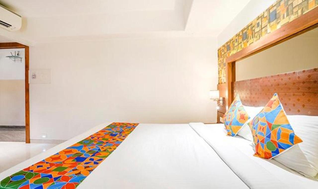 Srikrishna Paradise Hotel Thane Navi Mumbai 外观 照片