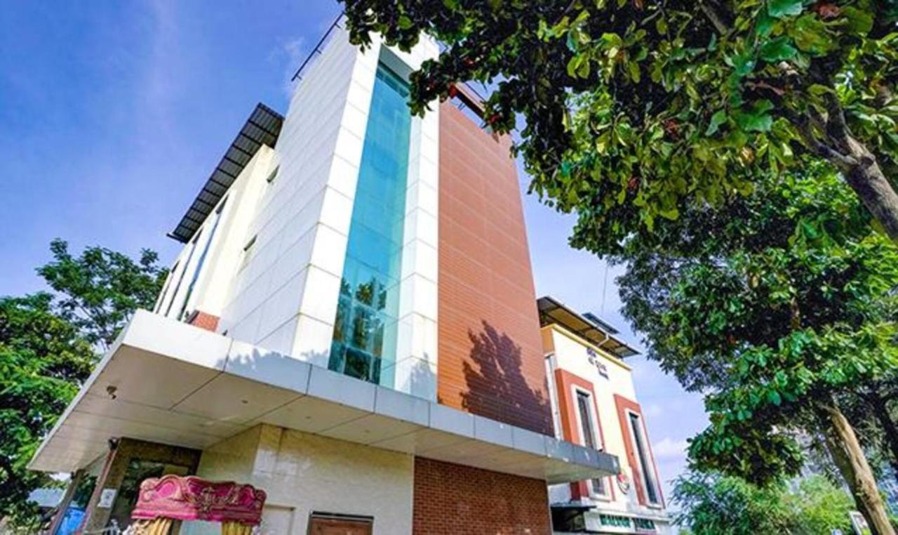 Srikrishna Paradise Hotel Thane Navi Mumbai 外观 照片