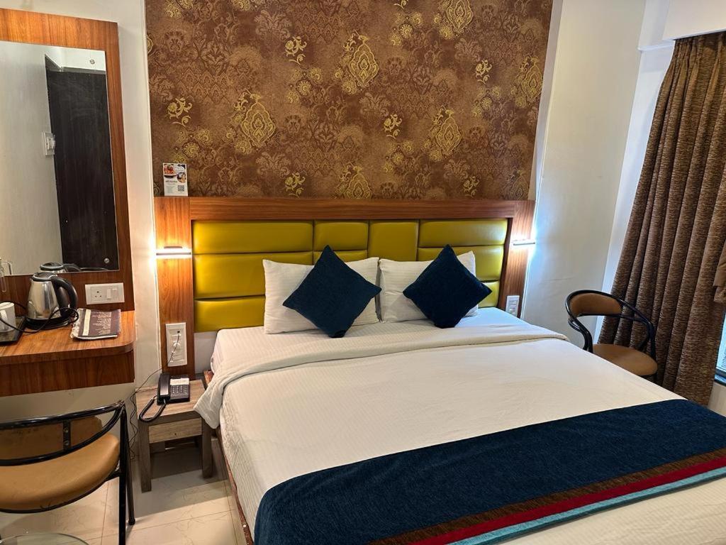 Srikrishna Paradise Hotel Thane Navi Mumbai 外观 照片